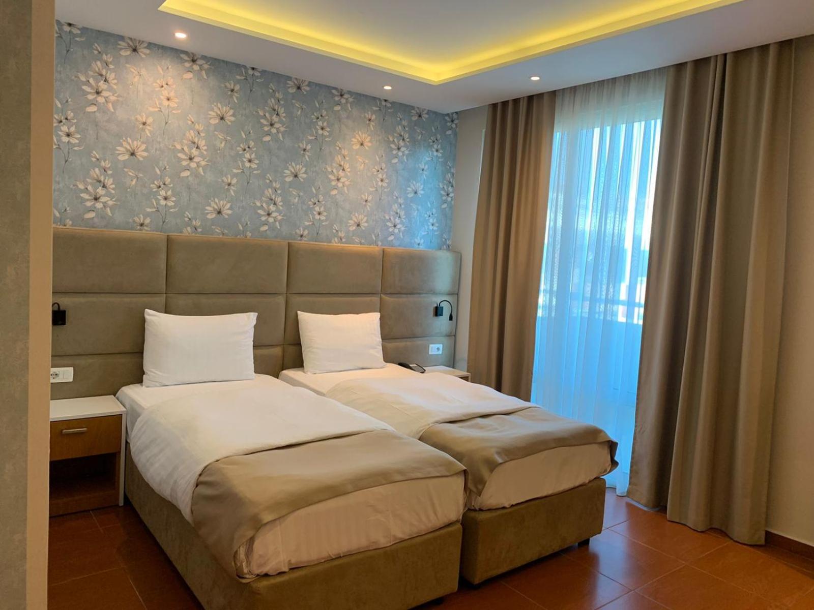 Albanian Star Hotel Kryemëdhej Εξωτερικό φωτογραφία