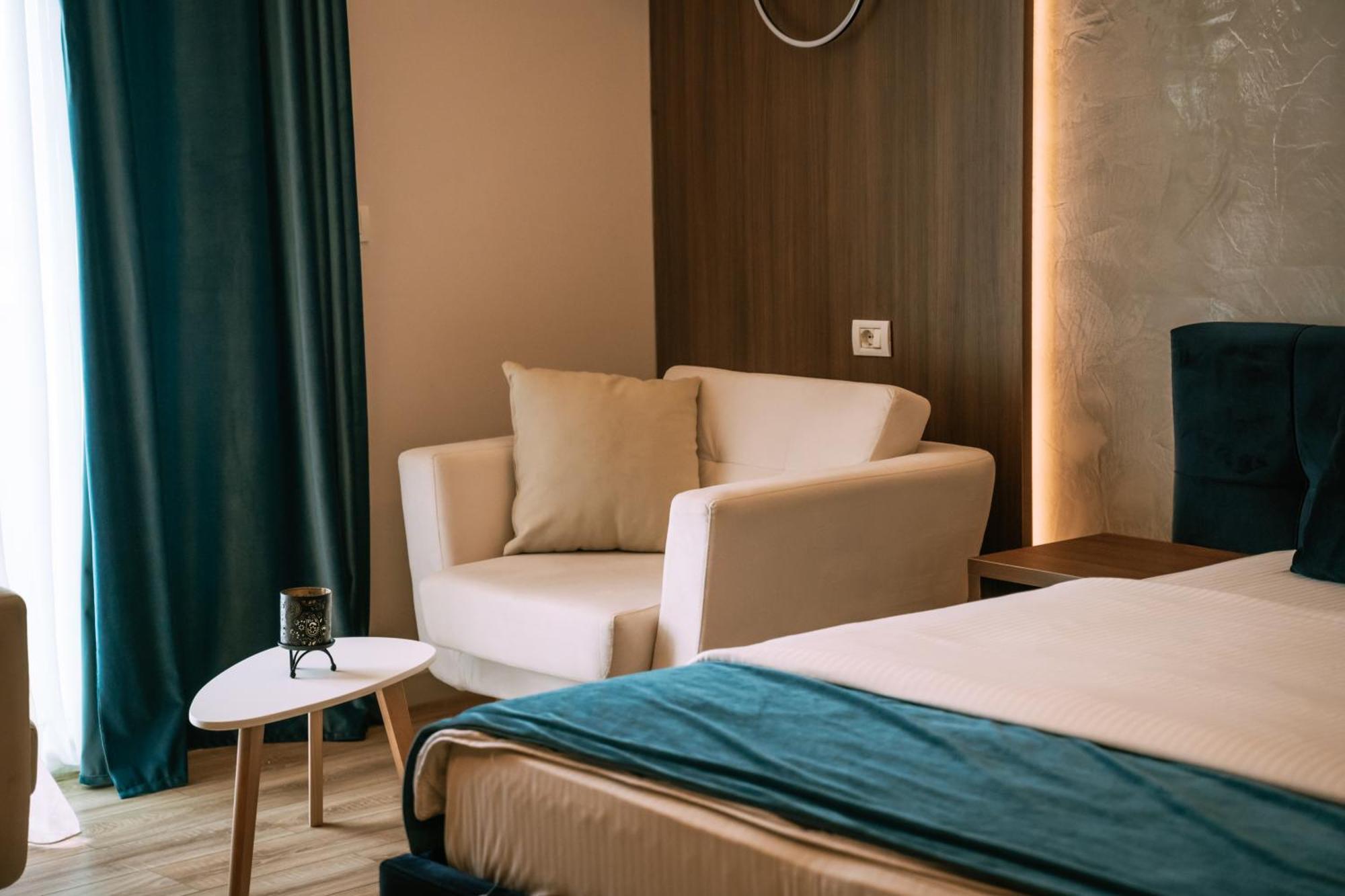 Albanian Star Hotel Kryemëdhej Εξωτερικό φωτογραφία