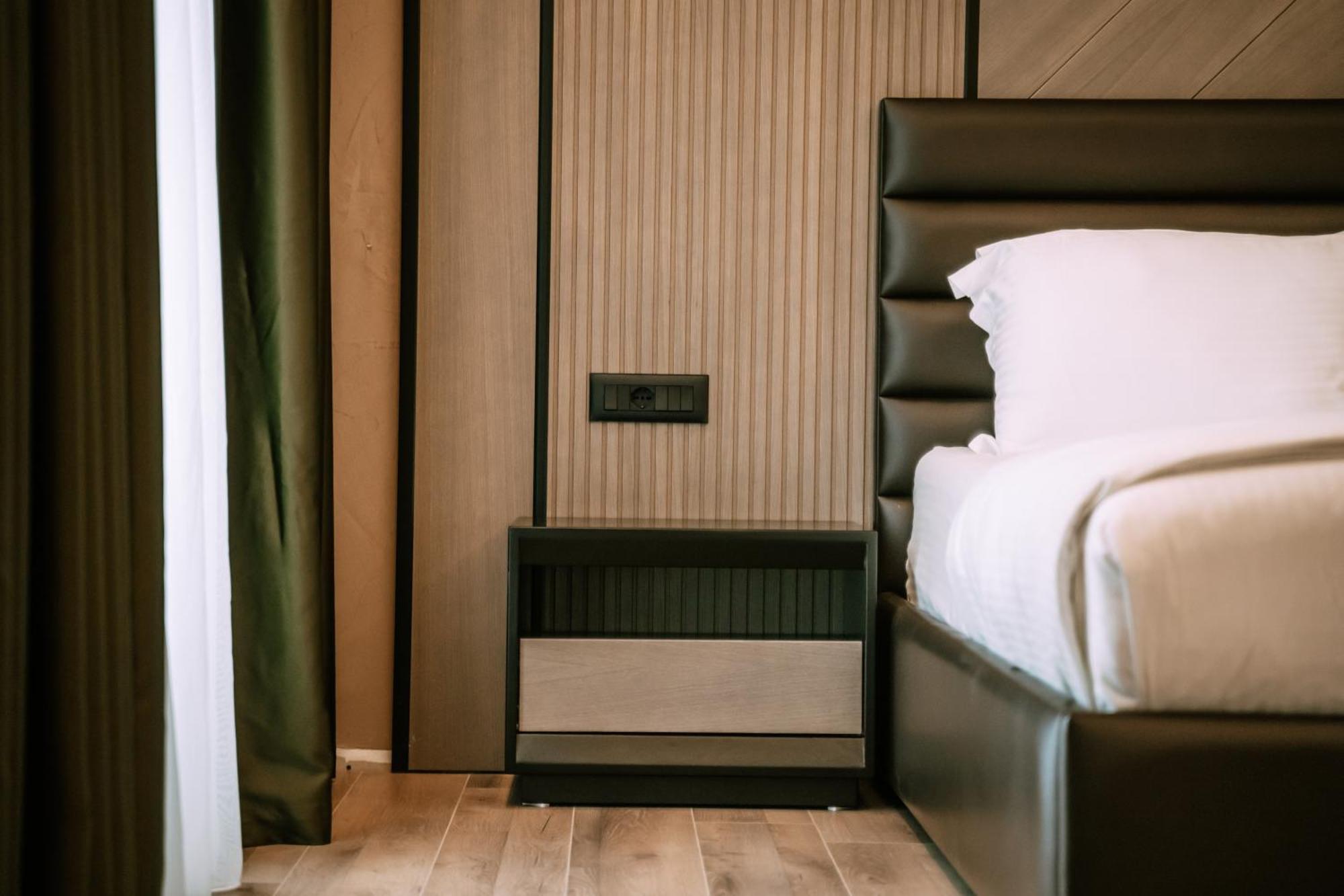 Albanian Star Hotel Kryemëdhej Εξωτερικό φωτογραφία