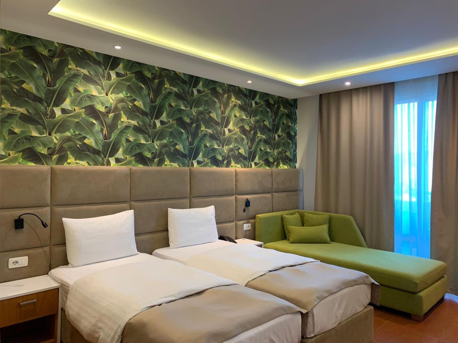 Albanian Star Hotel Kryemëdhej Εξωτερικό φωτογραφία
