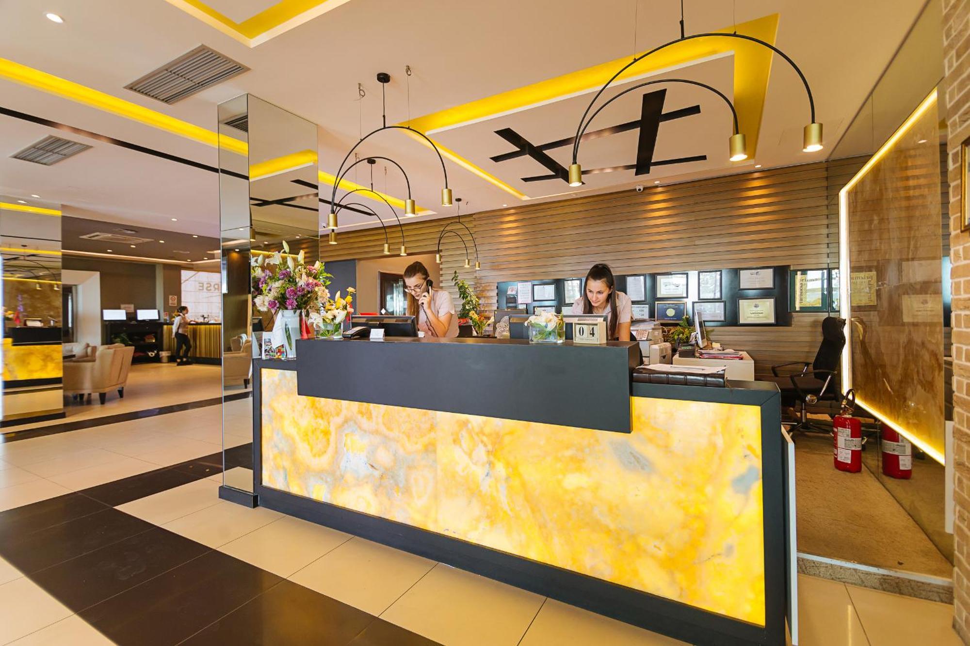 Albanian Star Hotel Kryemëdhej Εξωτερικό φωτογραφία